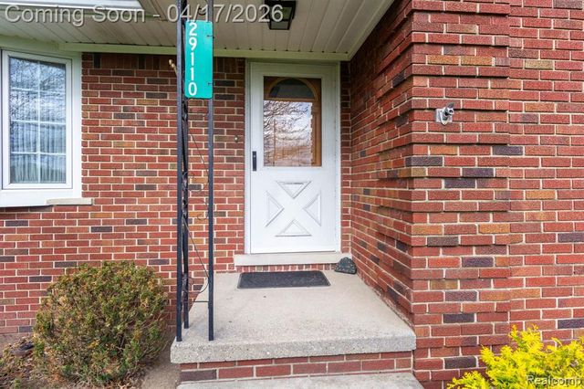 29110 Olmstead Road, Flat Rock, MI 48134