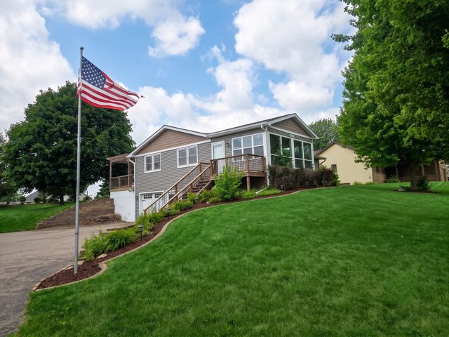 20483 Hamburg Avenue, Lakeville, MN 55044
