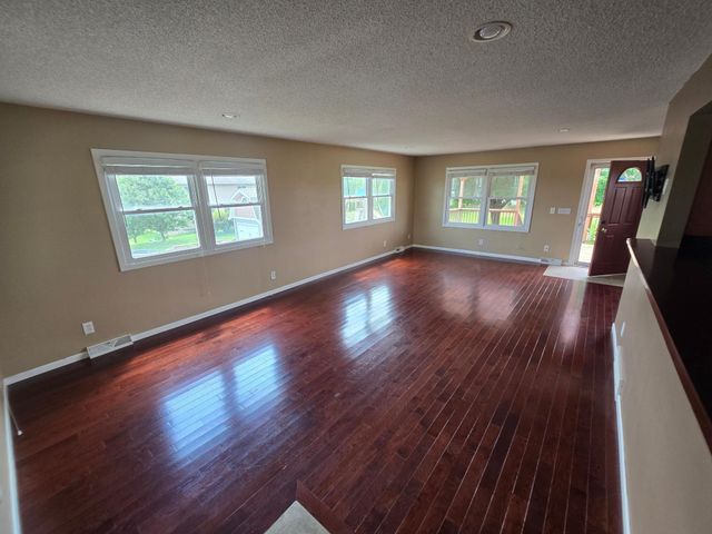 20483 Hamburg Avenue, Lakeville, MN 55044