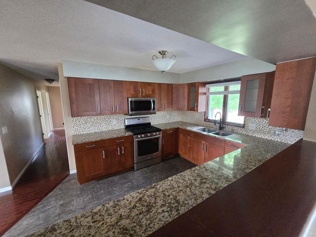 20483 Hamburg Avenue, Lakeville, MN 55044