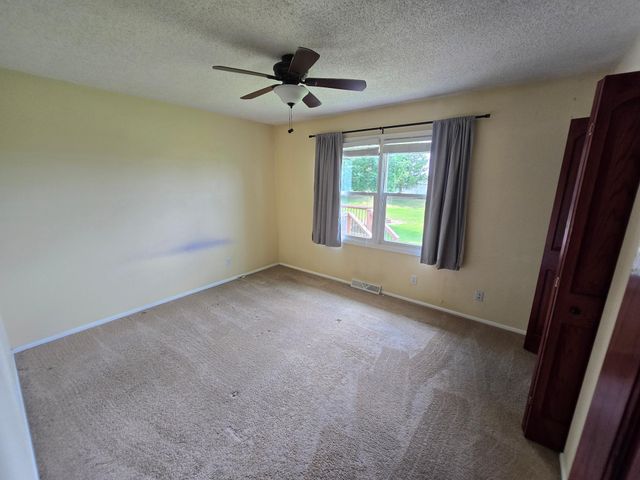 20483 Hamburg Avenue, Lakeville, MN 55044