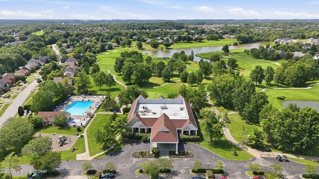 1609 Keever Ct, Louisville, KY 40245