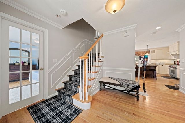 10 Lanes End, Stoughton, MA 02072