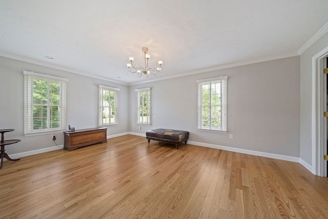 10 Lanes End, Stoughton, MA 02072