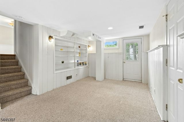 1 Aberdeen Ct, Cranford Twp., NJ 07016