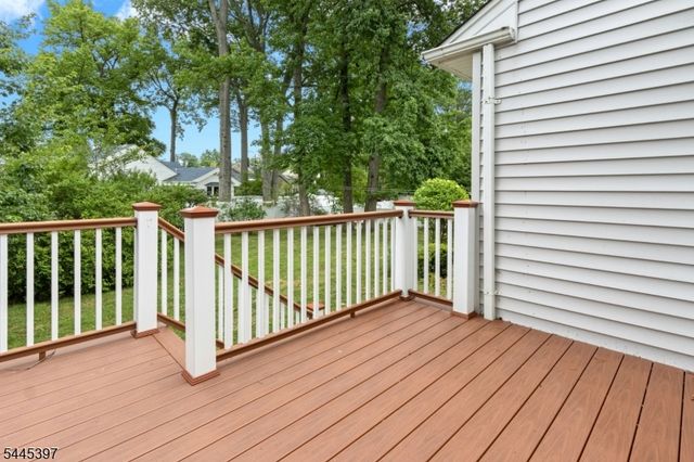 1 Aberdeen Ct, Cranford Twp., NJ 07016
