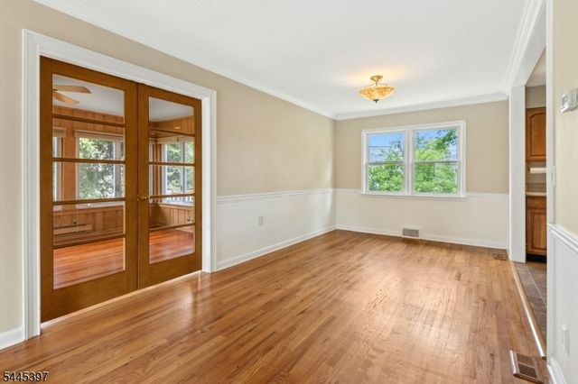 1 Aberdeen Ct, Cranford Twp., NJ 07016