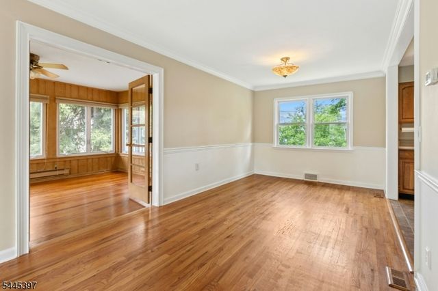 1 Aberdeen Ct, Cranford Twp., NJ 07016