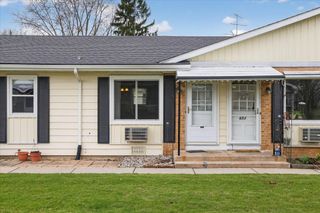 655 Blue Ash Drive SE 114, Grand Rapids, MI 49548