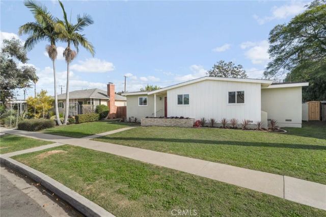 2306 Carfax, Long Beach, CA 90815