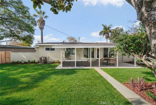 2306 Carfax, Long Beach, CA 90815