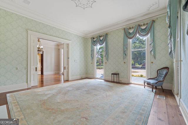 617 Dixie Avenue, Madison, GA 30650