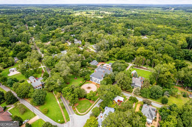 617 Dixie Avenue, Madison, GA 30650