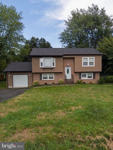 1411 MILESTONE DR, Fredericksburg, VA 22407