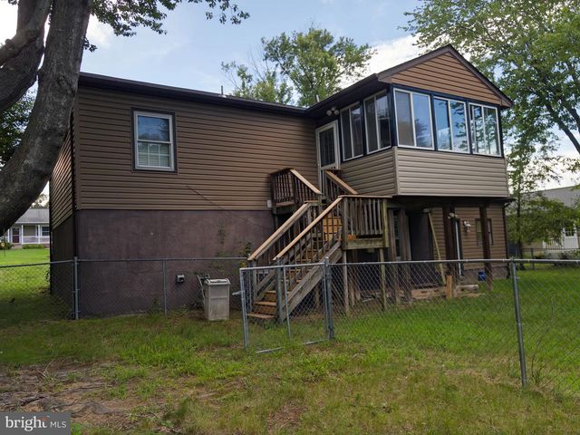 1411 MILESTONE DR, Fredericksburg, VA 22407