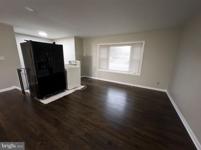 1411 MILESTONE DR, Fredericksburg, VA 22407