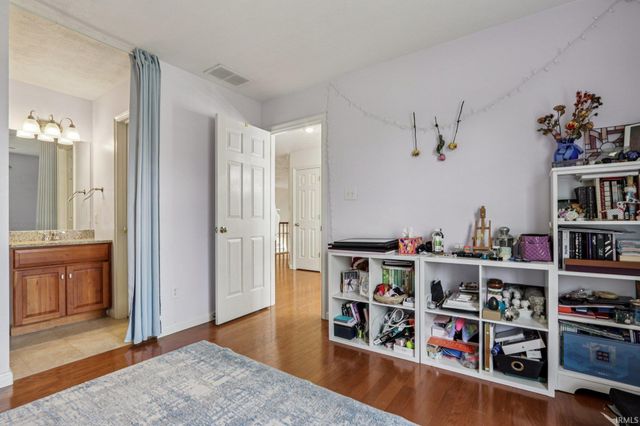 2406 E Cedarwood Court, Bloomington, IN 47401