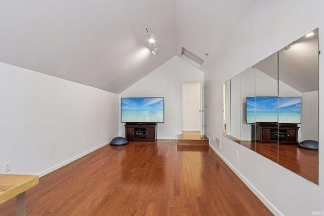 2406 E Cedarwood Court, Bloomington, IN 47401