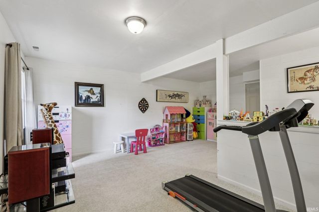 2406 E Cedarwood Court, Bloomington, IN 47401