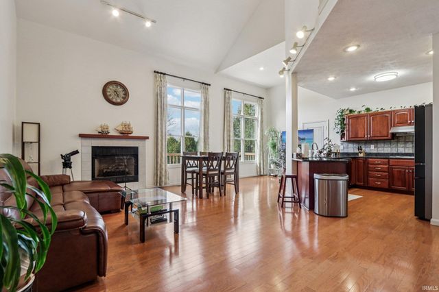 2406 E Cedarwood Court, Bloomington, IN 47401