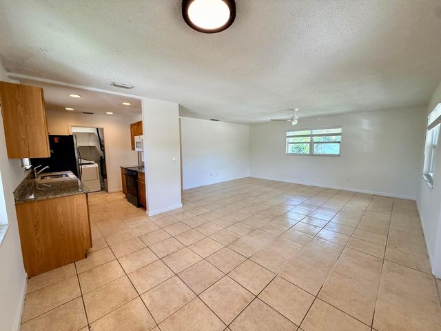 3362 SE Jefferson Street, Stuart, FL 34997