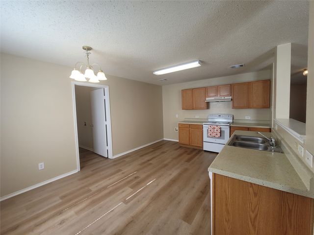 4861 Parkview Hills Lane, Fort Worth, TX 76179