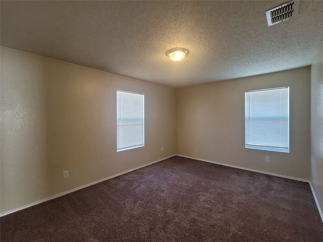 4861 Parkview Hills Lane, Fort Worth, TX 76179