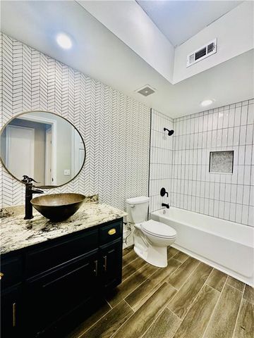 3777 Peachtree NE Road 1212, Atlanta, GA 30319