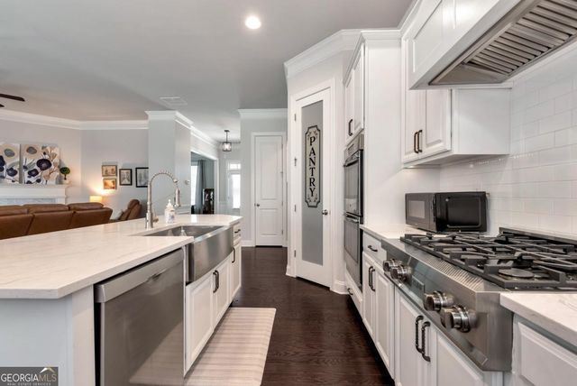 3862 Suwanee Green Parkway, Suwanee, GA 30024