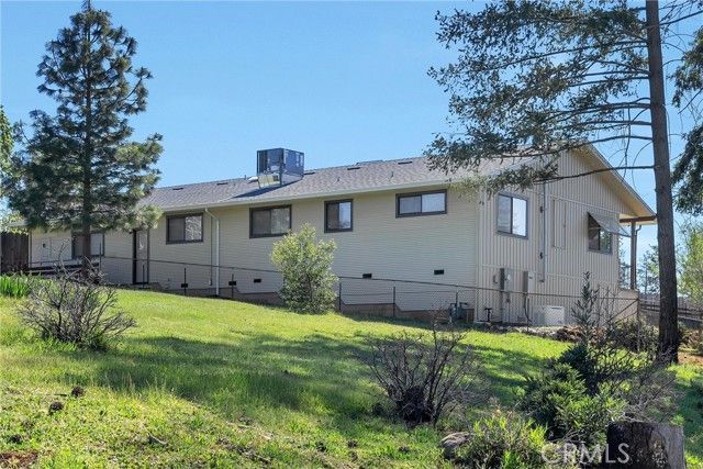 5586 Travis, Paradise, CA 95969