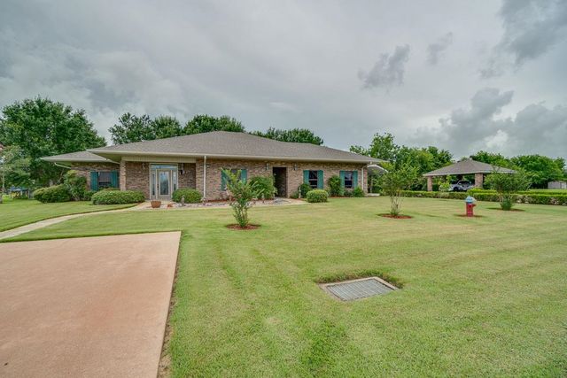 305 Gemini Street, Larose, LA 70373