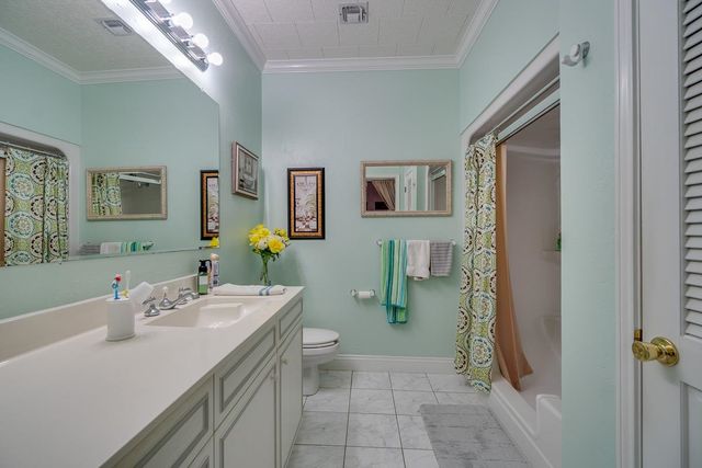 305 Gemini Street, Larose, LA 70373