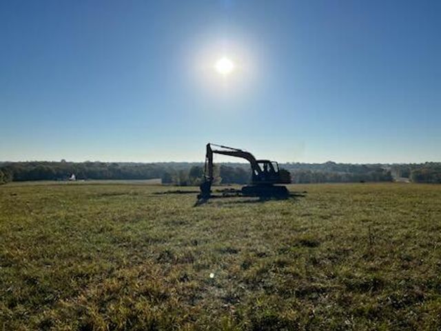 1600 HWY 240, Fayette, MO 65248