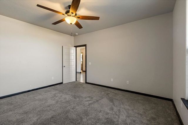 7655 Northgate Dr, Elgin, OK 73538