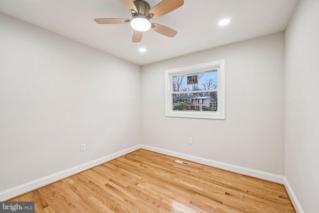 5806 MIRIAM DR, Sykesville, MD 21784