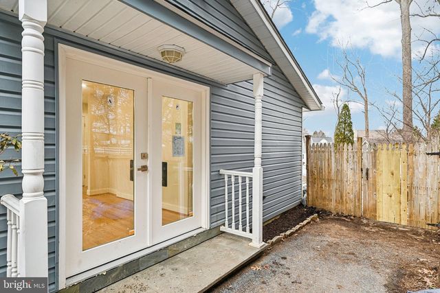 5806 MIRIAM DR, Sykesville, MD 21784