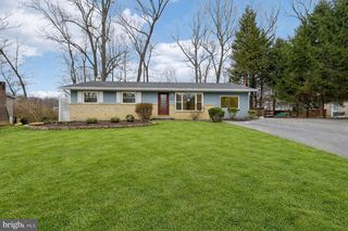 5806 MIRIAM DR, Sykesville, MD 21784