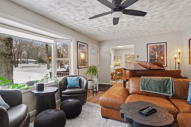 18412 148th Avenue, Spring Lake, MI 49456