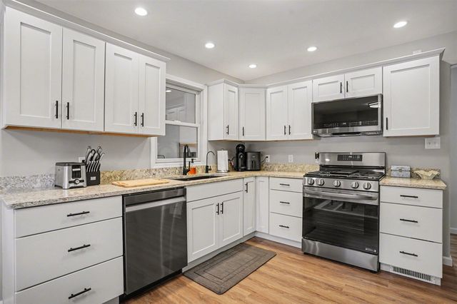 18412 148th Avenue, Spring Lake, MI 49456