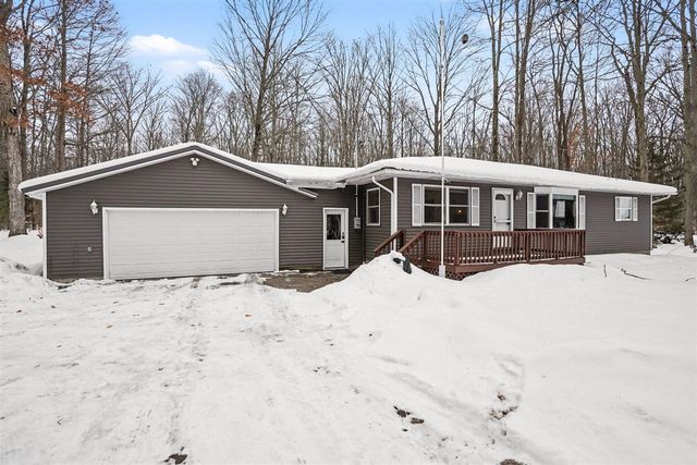 18412 148th Avenue, Spring Lake, MI 49456