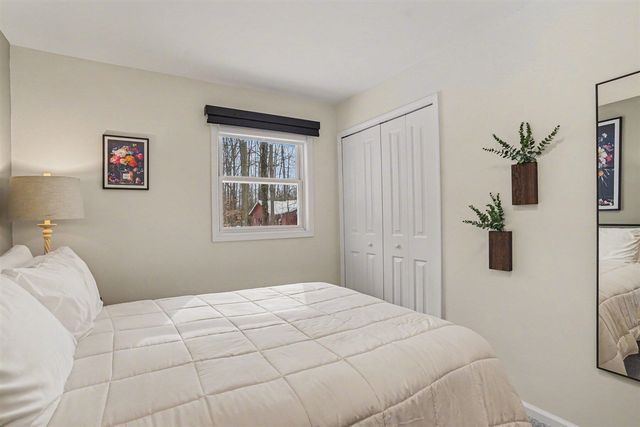 18412 148th Avenue, Spring Lake, MI 49456