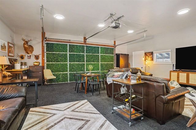 18412 148th Avenue, Spring Lake, MI 49456