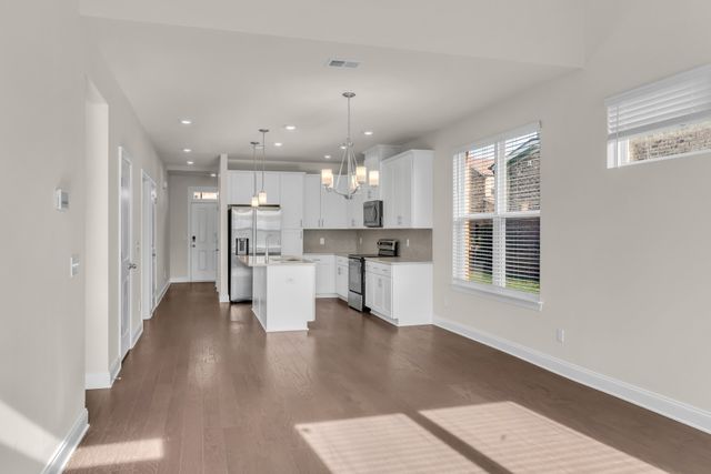 433 Deveron Dr, Gallatin, TN 37066