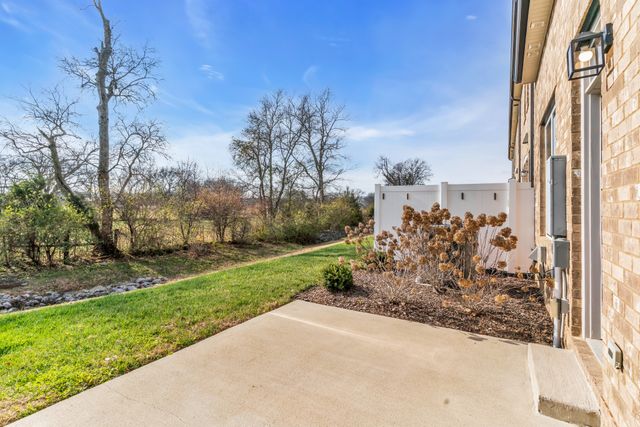 433 Deveron Dr, Gallatin, TN 37066