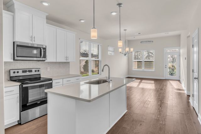 433 Deveron Dr, Gallatin, TN 37066