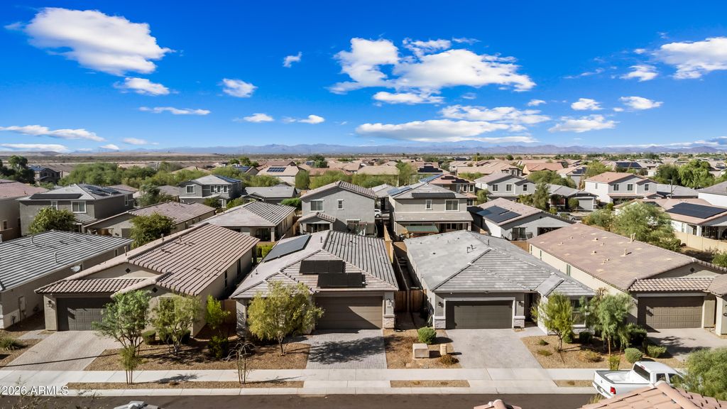 18428 W EWERS Drive, Surprise, AZ 85374 — photo 4