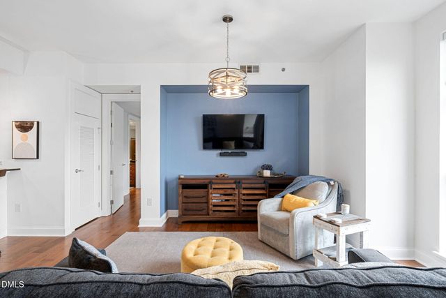 618 N Boylan Avenue 812, Raleigh, NC 27603