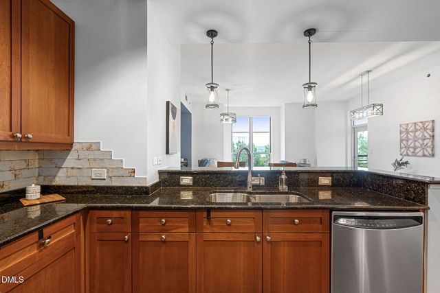 618 N Boylan Avenue 812, Raleigh, NC 27603