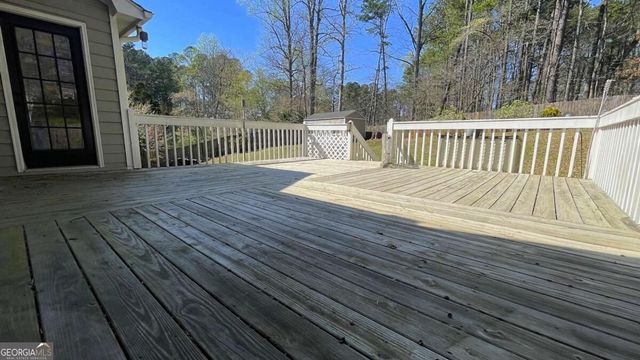 104 Paces Lakes Ridge, Dallas, GA 30157