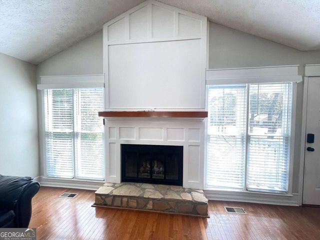 104 Paces Lakes Ridge, Dallas, GA 30157